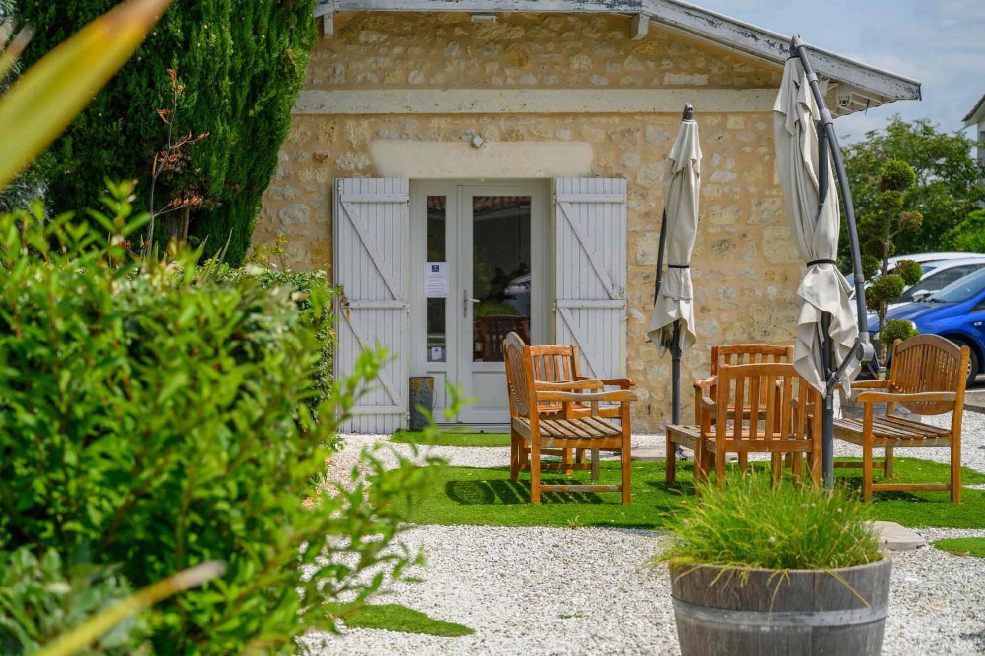 Pey La Tour - Logis Hotels & Restaurant Salleboeuf Kültér fotó