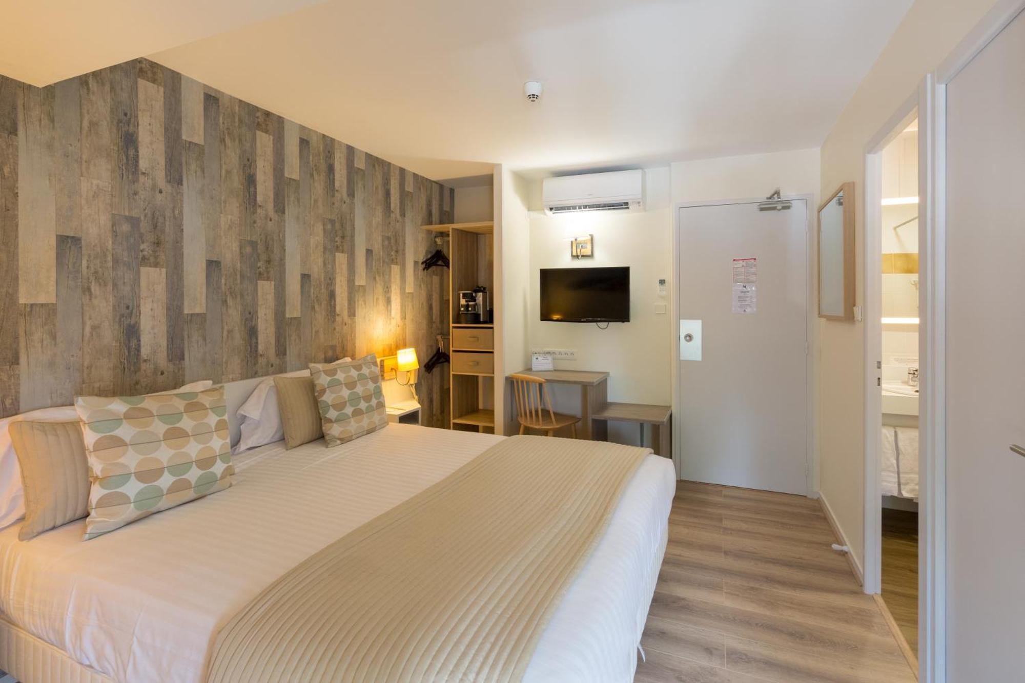 Pey La Tour - Logis Hotels & Restaurant Salleboeuf Kültér fotó